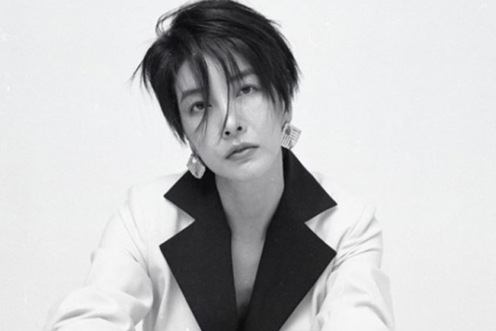  [韩国普通] 演员陈瑞妍批评政府"口罩大乱""慢一步的对策"